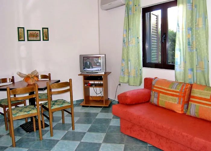 Ana-2 By Interhome *